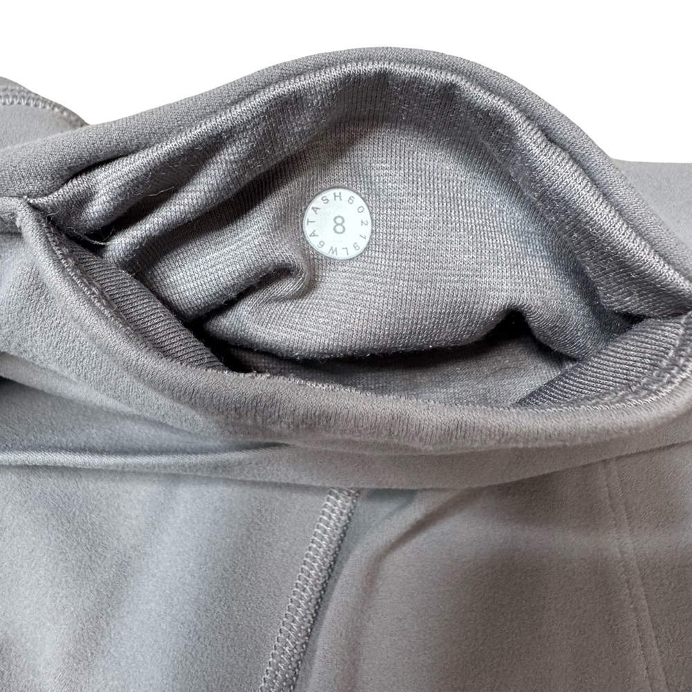 RARE Lululemon Align High Rise Cropped Jogger – Half Moon, Size 8 - Picture 7 of 7